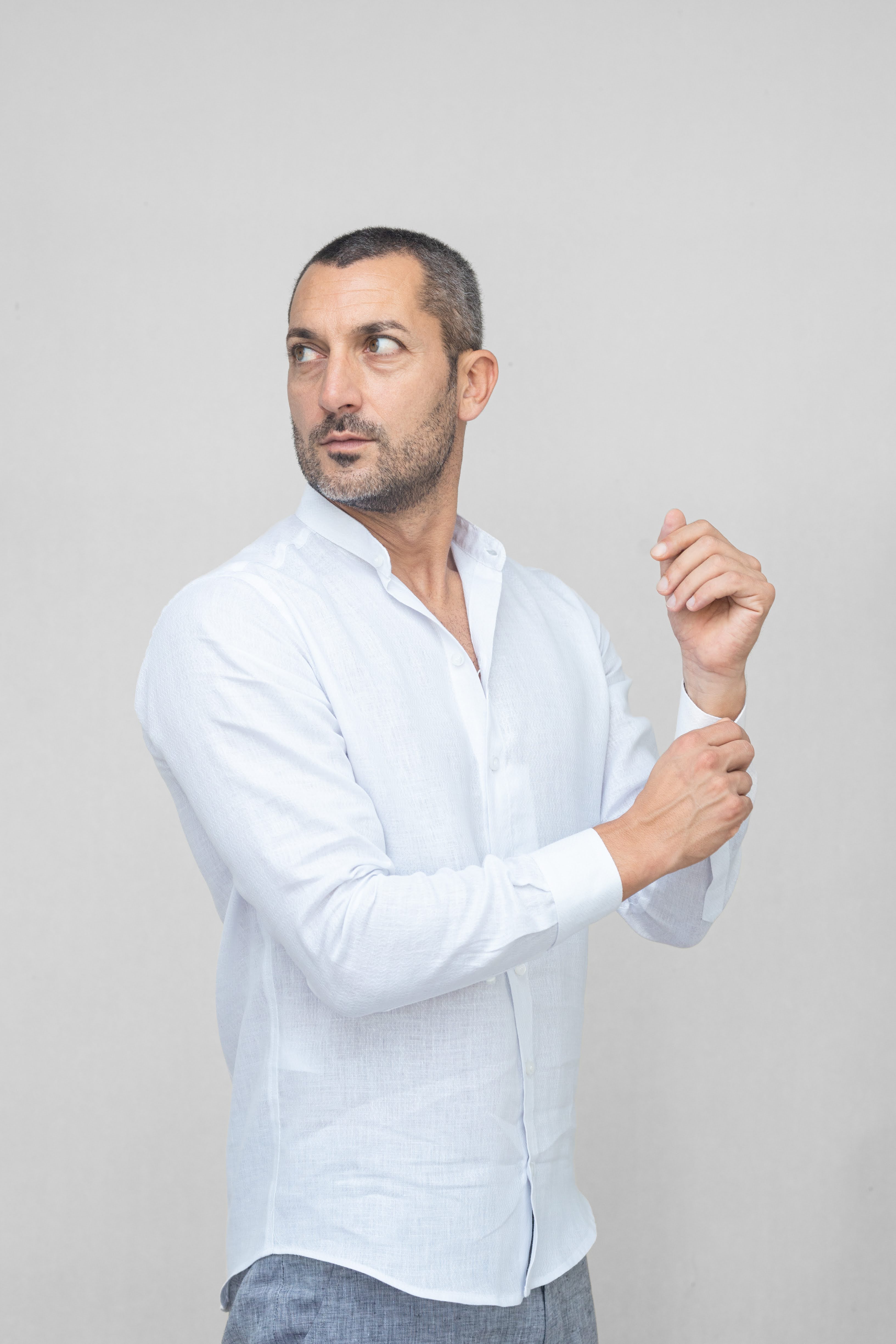 SLIM KOREAN LINEN SHIRT