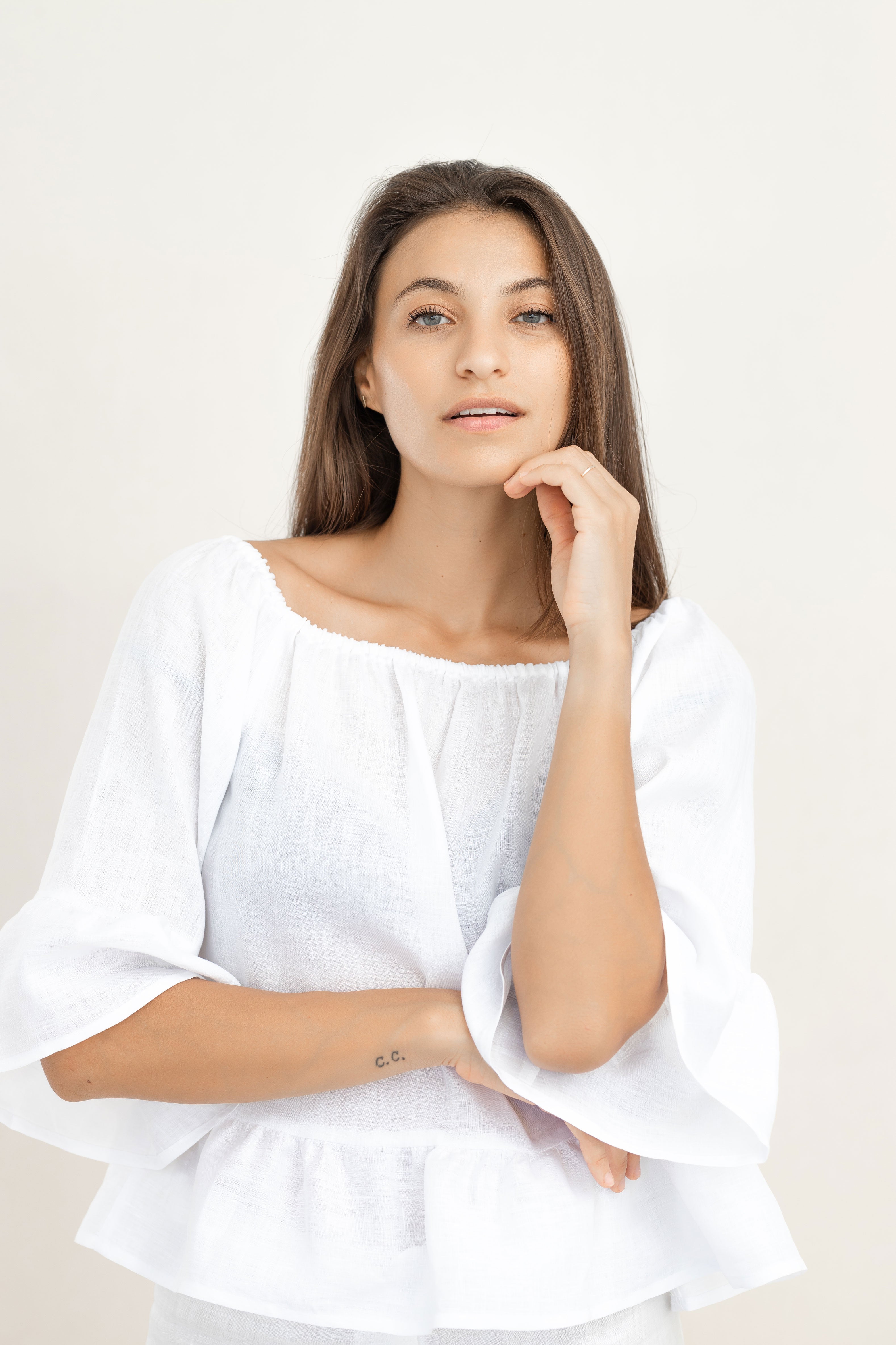 ELENA LINEN BOLERO