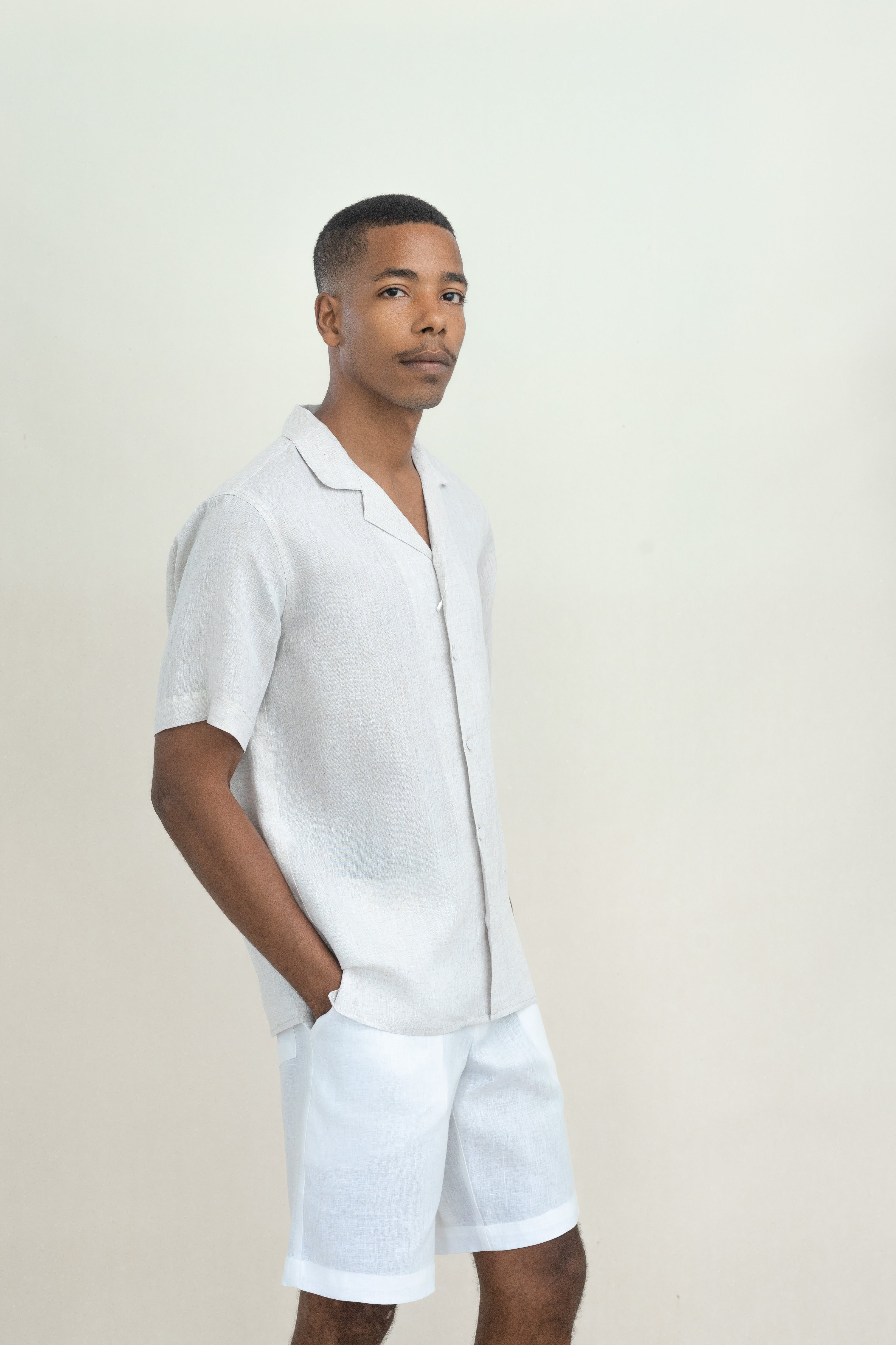 GIULIO SHORT LINEN TROUSERS